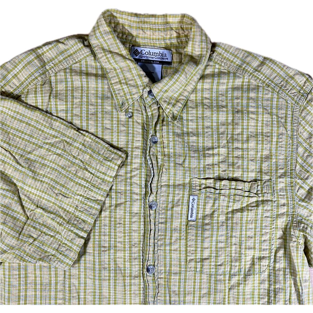 Columbia Green Yellow Green Seersucker Plaid Button Up Short Sleeve Shirt Mens M